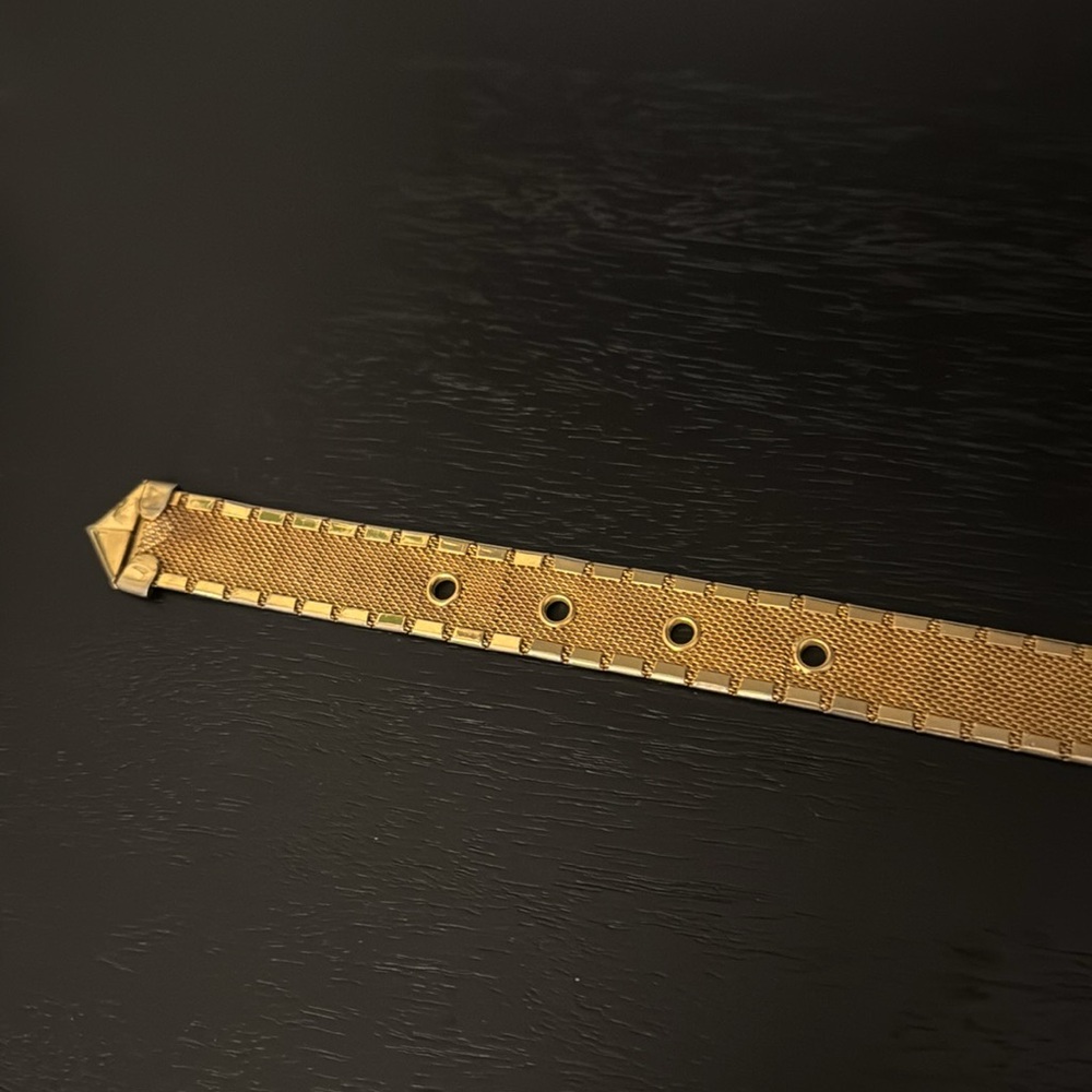 Vintage Gold Metal Minimalist Belt - Picture 4 of 7